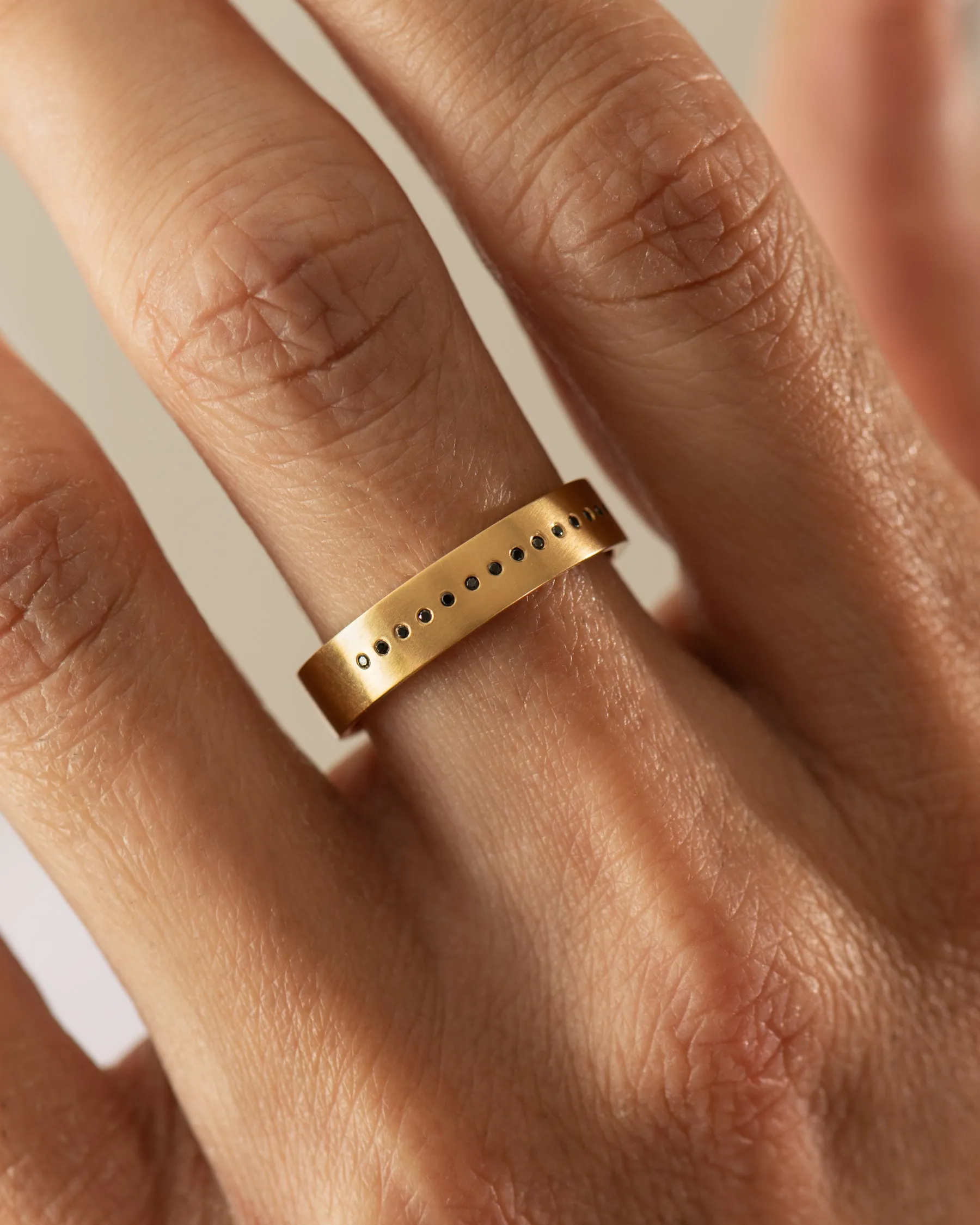 Dice Unisex Black Diamond Wedding Band